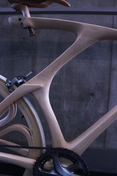 Yojiro-Oshima-wood-bike-frame-detail