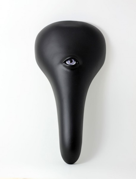 bicycle-seat-sculpture-recycling-art-clem-chen-4