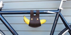 補給食にこだわりてぇ！自転車用バナナホルダー