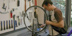 自転車のスポークが折れたんだけど