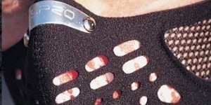 自転車乗るとき大気汚染気にしてないの？レスプロのマスク使えよ